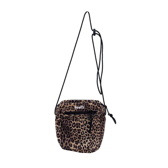 Levi's Leopard Animal Print Bag Crossbody Fanny Pack Zipper - Picture 1 of 7